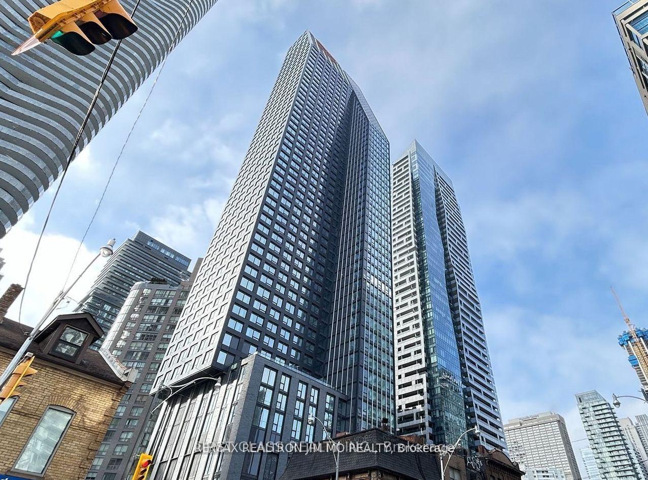8-wellesley-street-w-toronto-toronto-ontario-c13509916