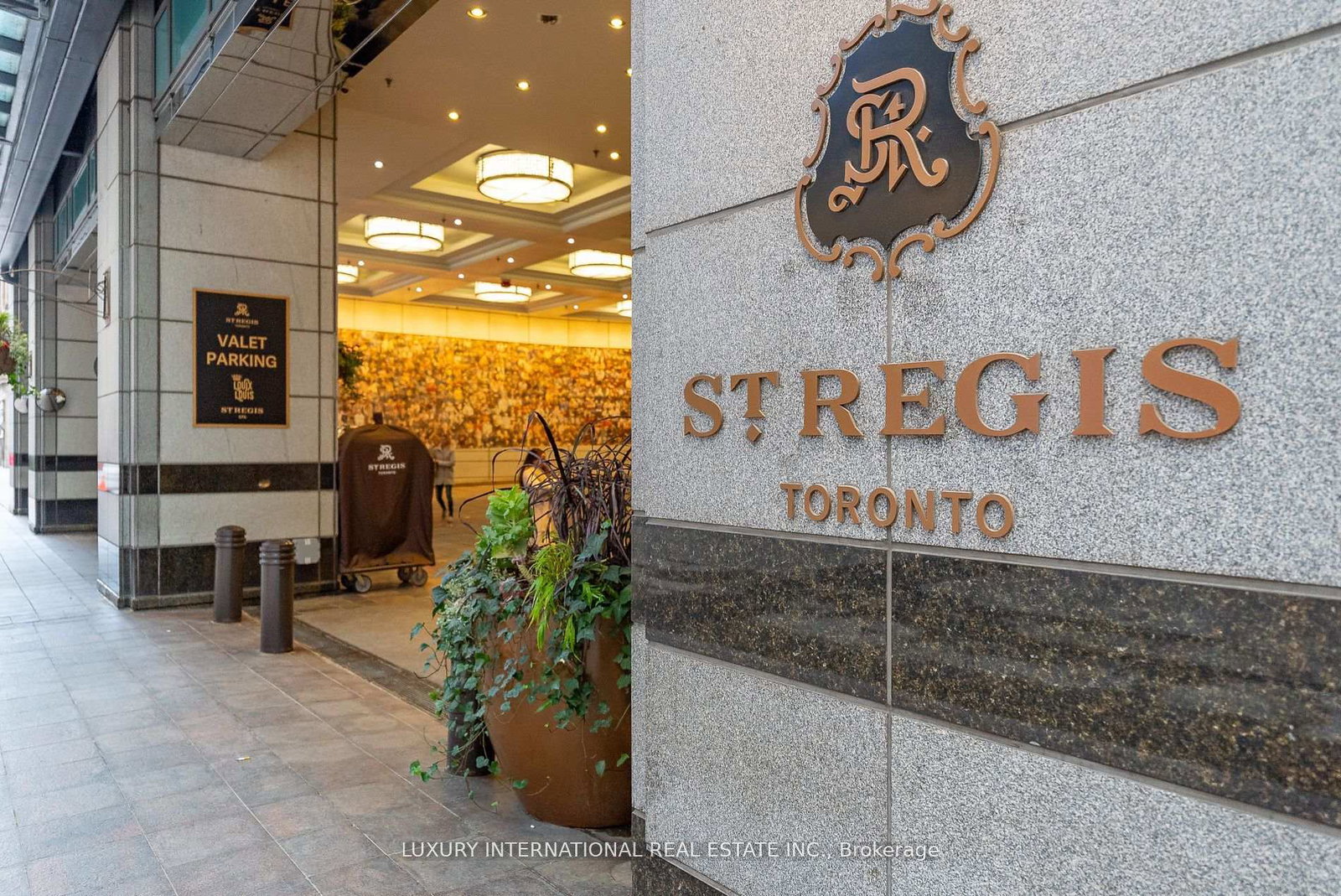 311-bay-street-toronto-toronto-ontario-c13509990