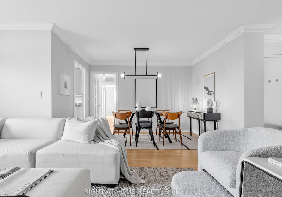 18-sommerset-way-toronto-north-york-ontario-c13512118