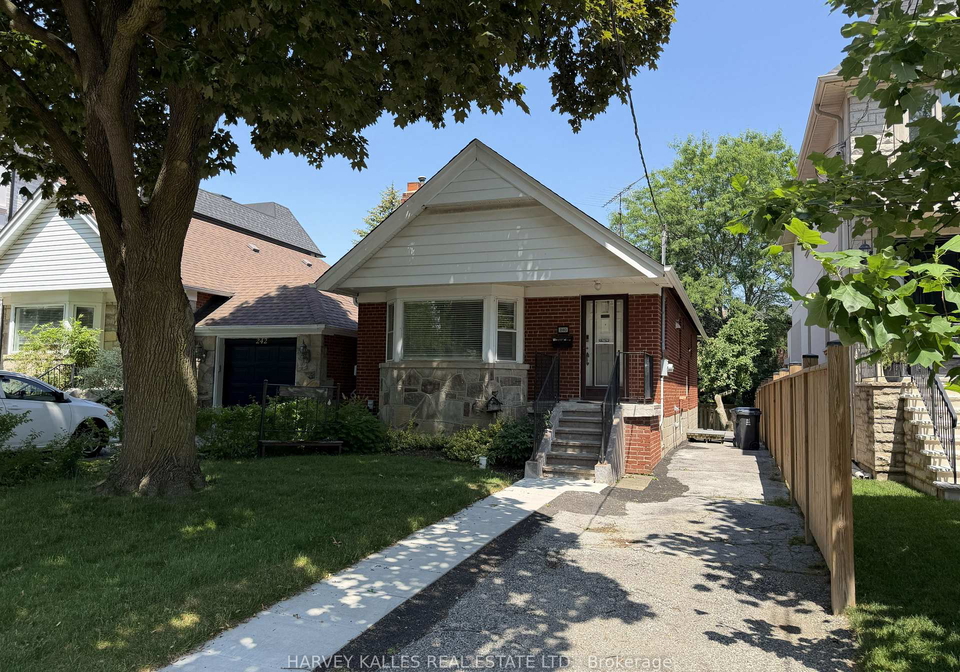 240-joicey-boulevard-toronto-toronto-ontario-c13512354