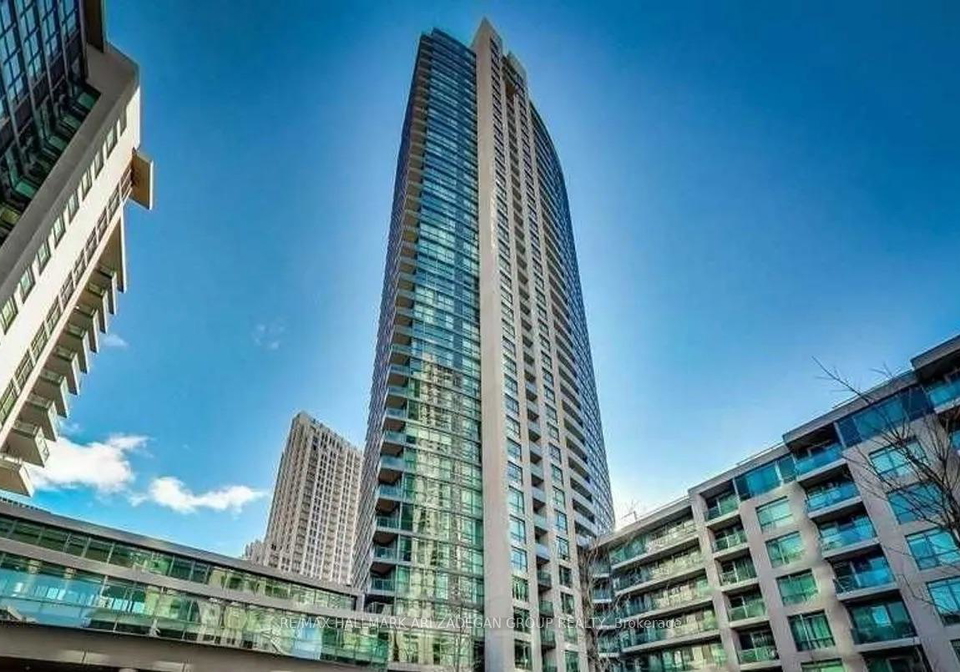 215-fort-york-boulevard-toronto-toronto-ontario-c13513152