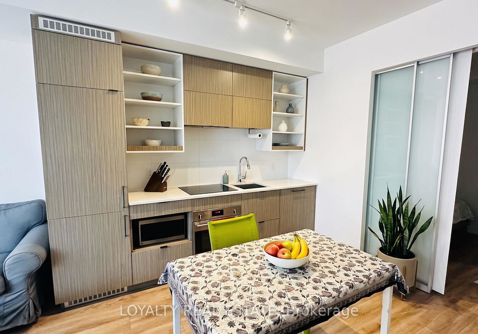 20-edward-street-s-toronto-toronto-ontario-c13513294