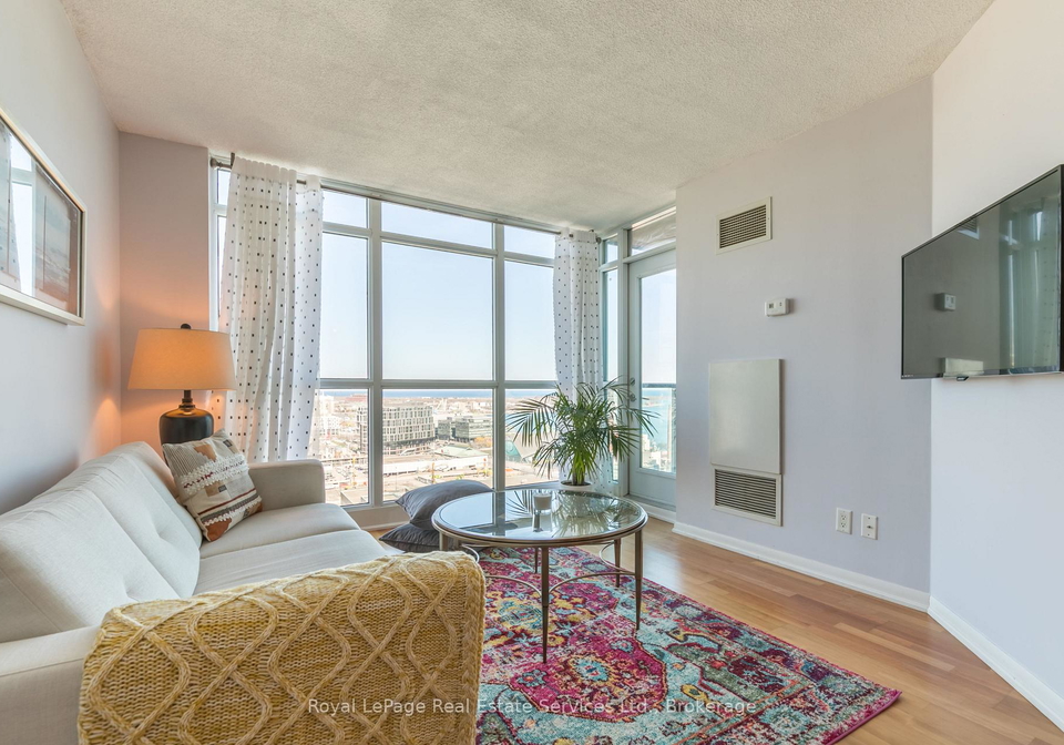 18-yonge-street-toronto-toronto-ontario-c13513412