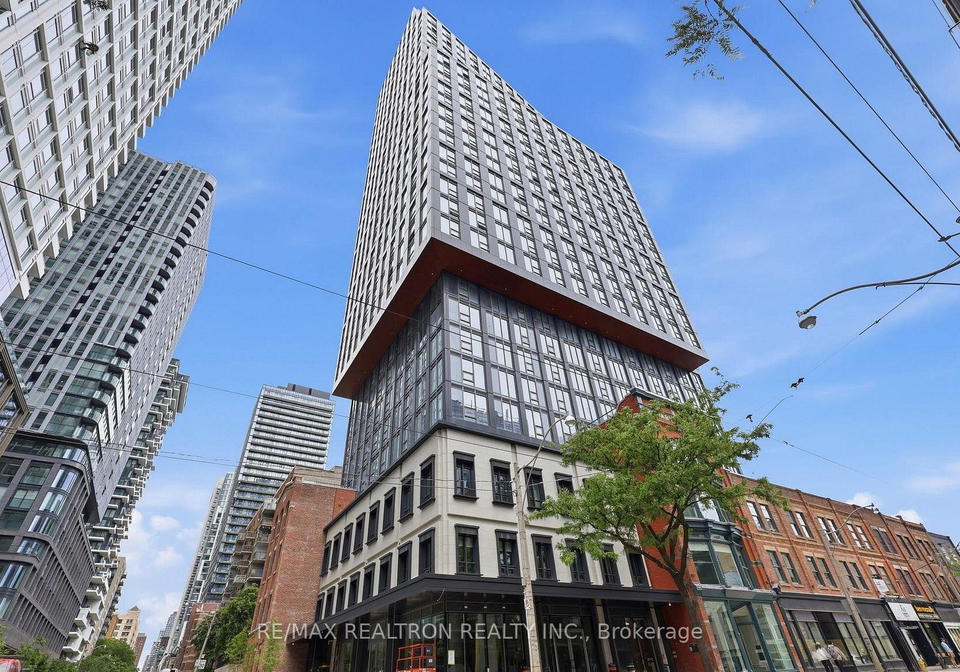 100-queen-street-e-toronto-toronto-ontario-c13513654