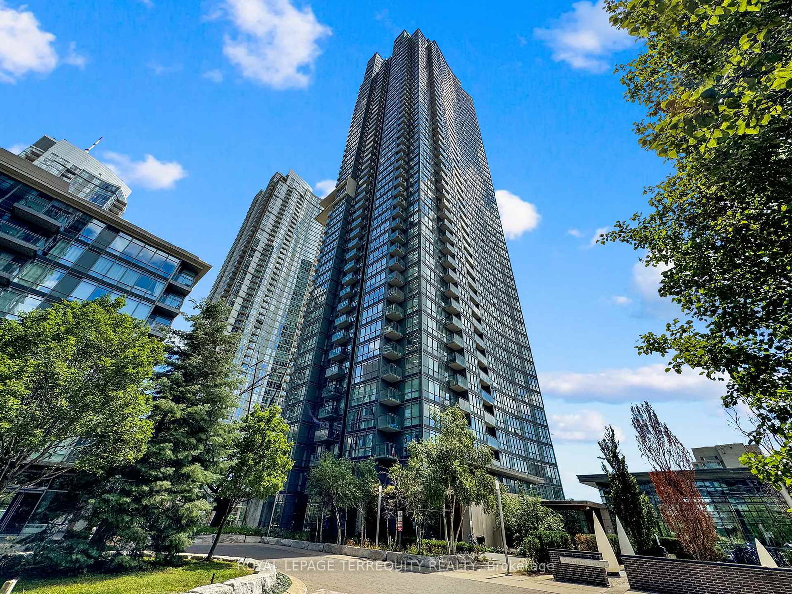 11-brunel-court-toronto-toronto-ontario-c13513866