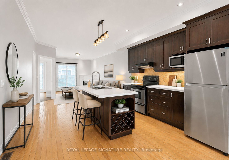 1019a-college-street-toronto-toronto-ontario-c13514018