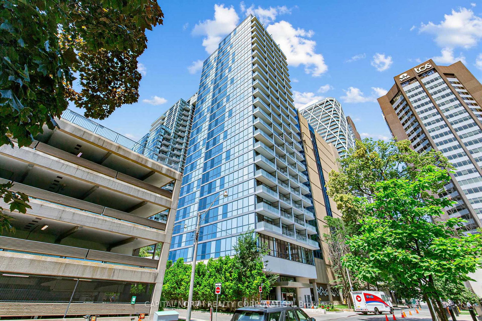210-simcoe-street-toronto-toronto-ontario-c13514226