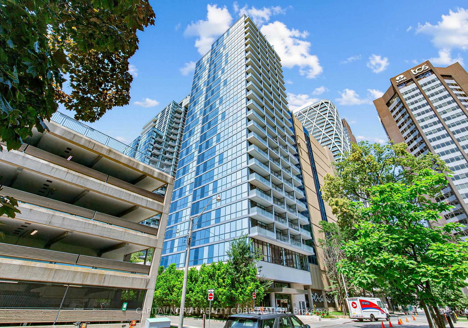 210-simcoe-street-toronto-toronto-ontario-c13514226