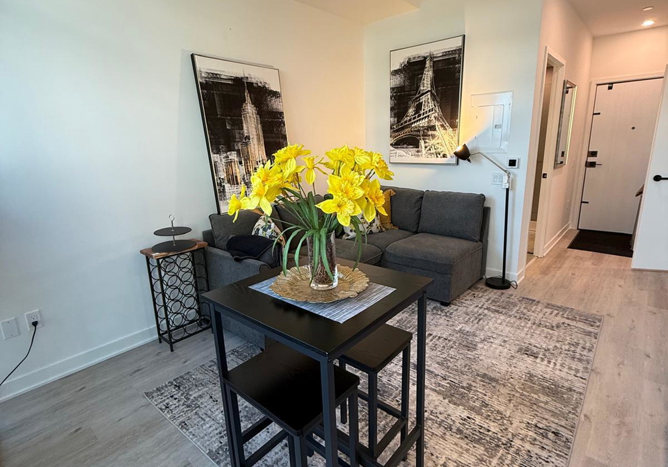 55-charles-street-e-toronto-toronto-ontario-c13514358