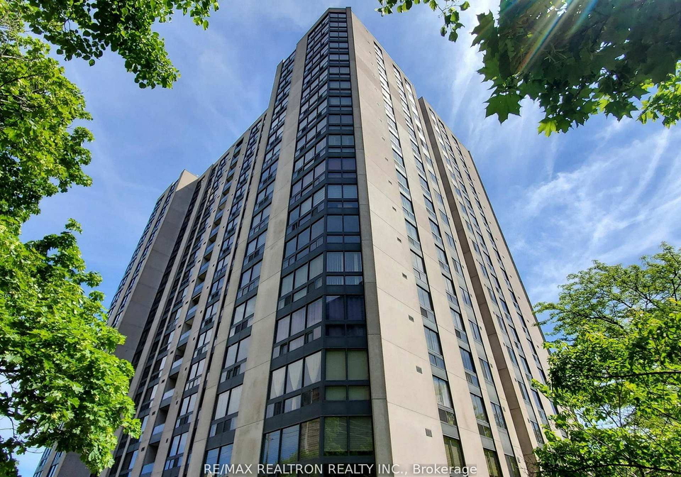 5-kenneth-avenue-toronto-north-york-ontario-c13514402