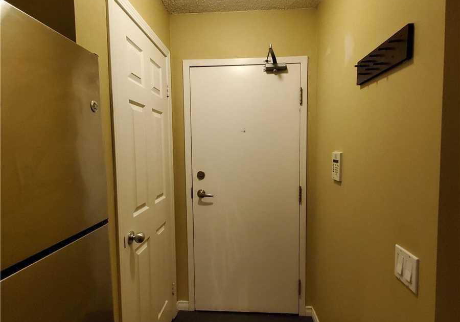 30-harrison-garden-boulevard-toronto-north-york-ontario-c13514440