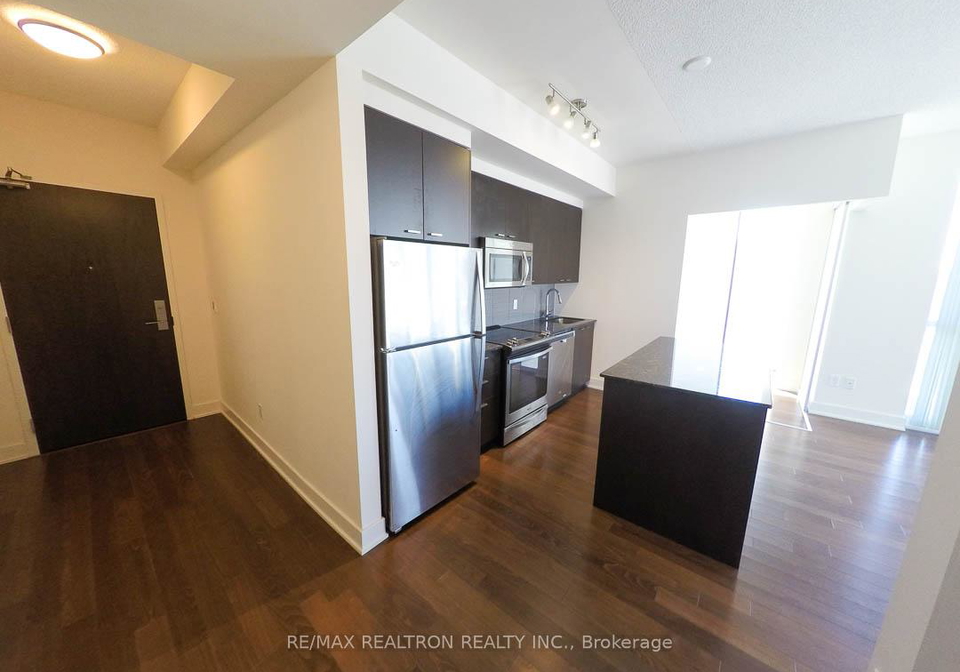 88-sheppard-avenue-e-toronto-north-york-ontario-c13514470