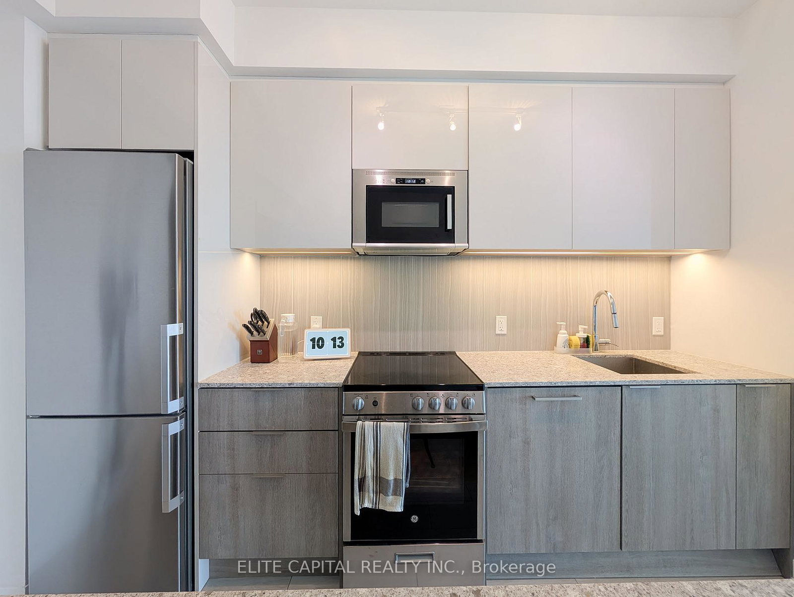 31-tippett-road-toronto-toronto-ontario-c13514702
