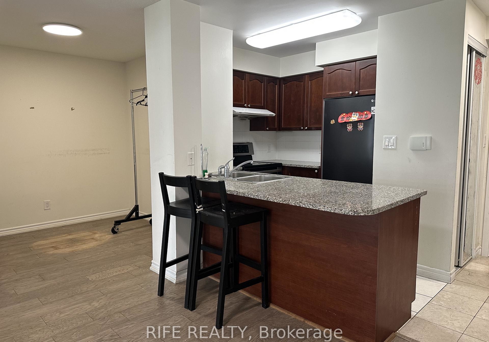 35-hollywood-avenue-toronto-north-york-ontario-c13514970