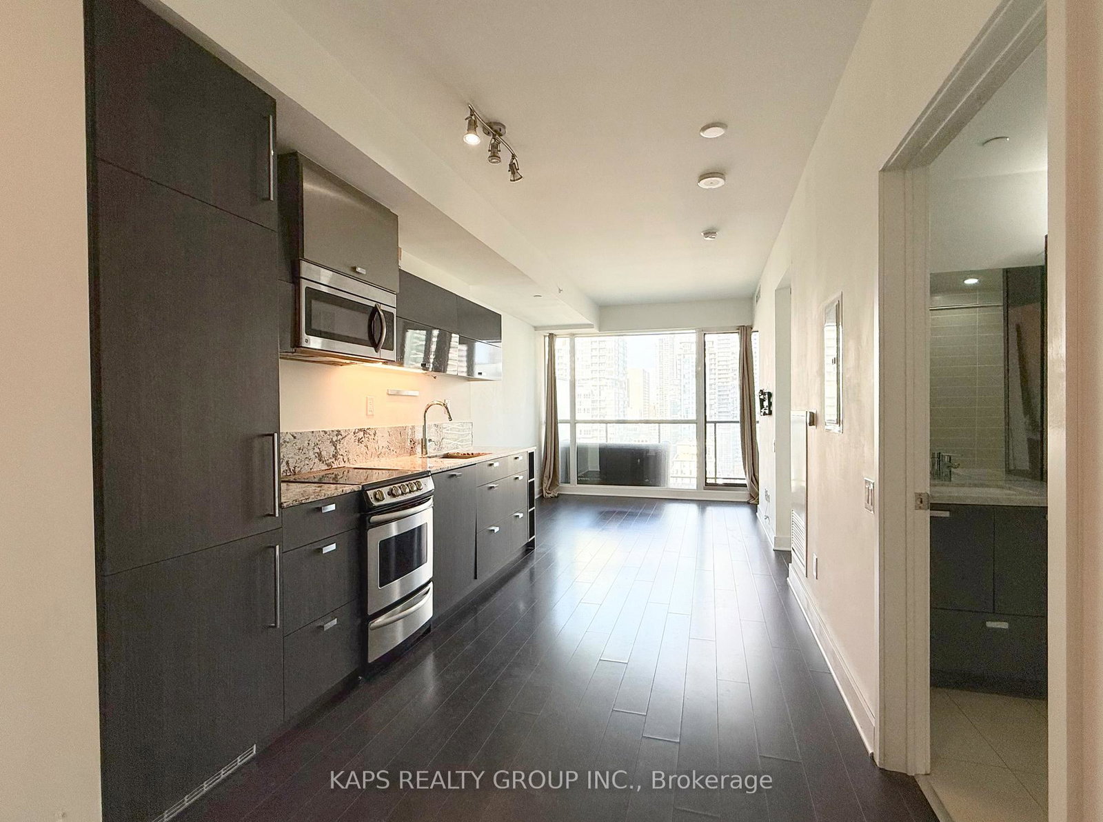 290-adelaide-street-w-toronto-toronto-ontario-c13515094
