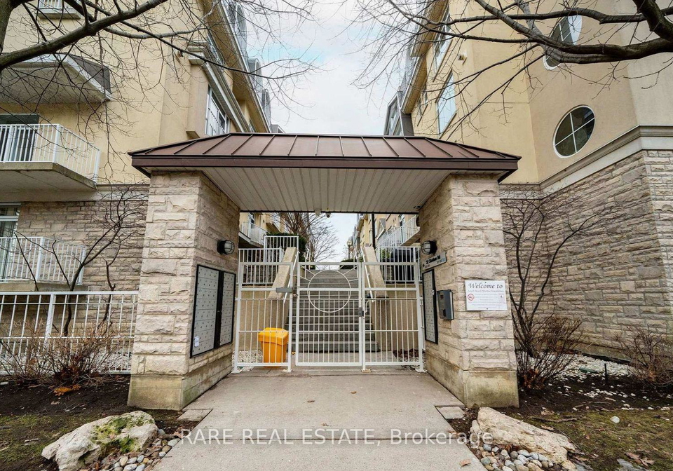 32-stadium-road-toronto-toronto-ontario-c13515106