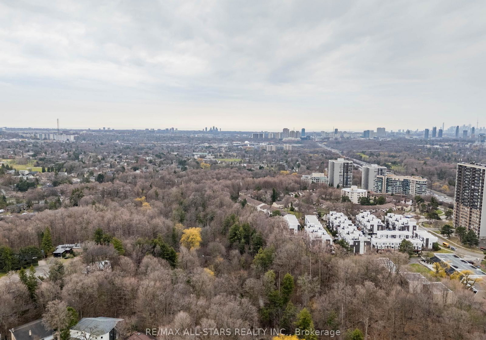 10-deerlick-court-toronto-north-york-ontario-c13515456