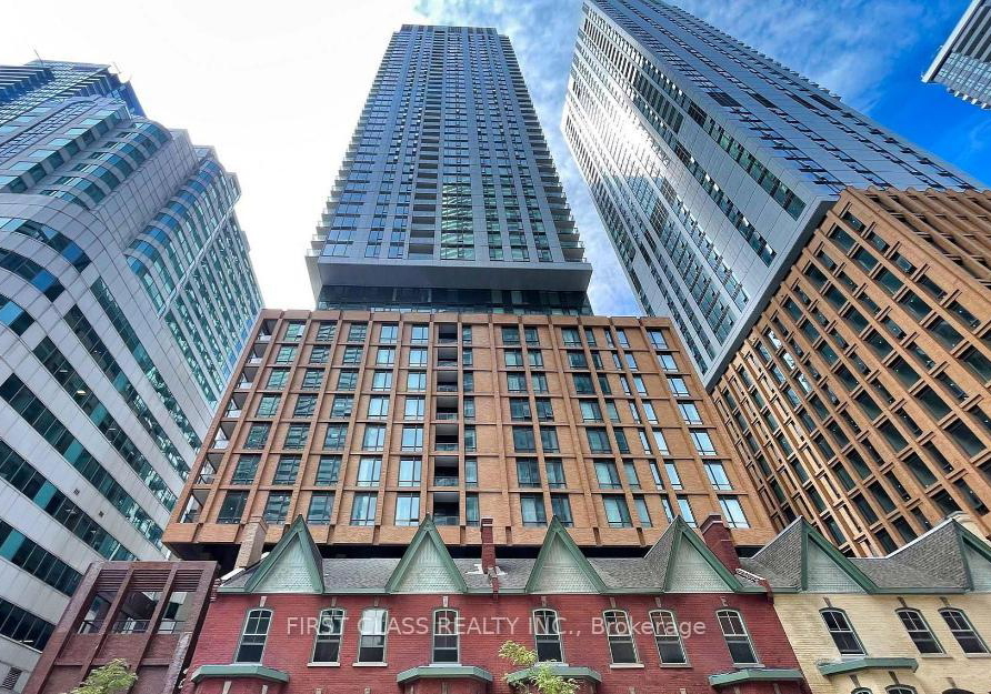 8-widmer-street-toronto-toronto-ontario-c13515518