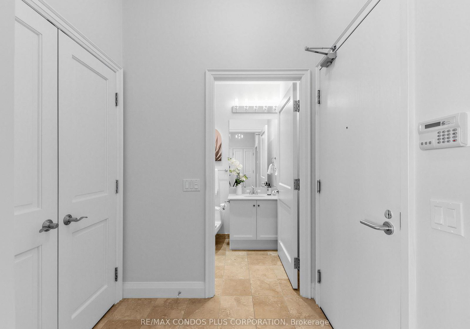 208-queens-quay-w-toronto-toronto-ontario-c13515590