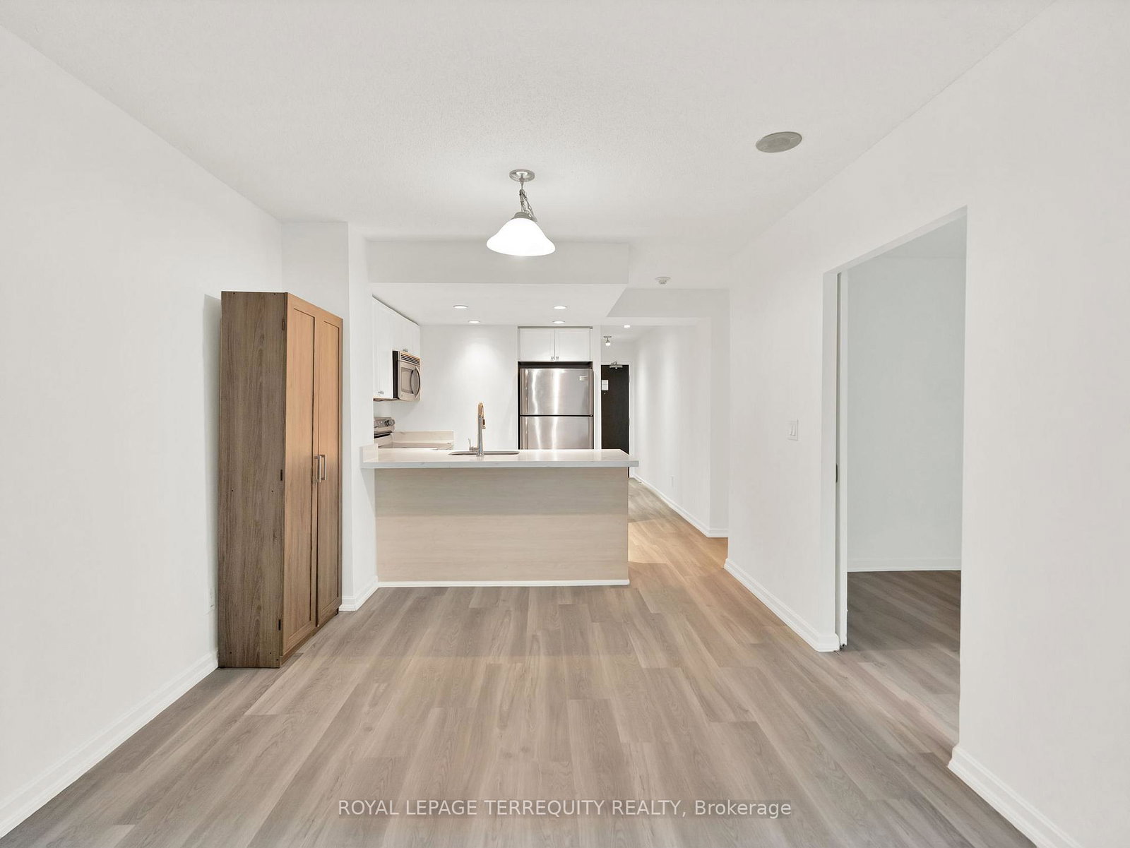 8-park-road-toronto-toronto-ontario-c13515646