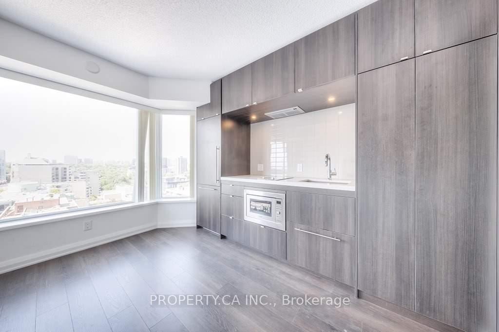 155-yorkville-avenue-toronto-toronto-ontario-c13515696
