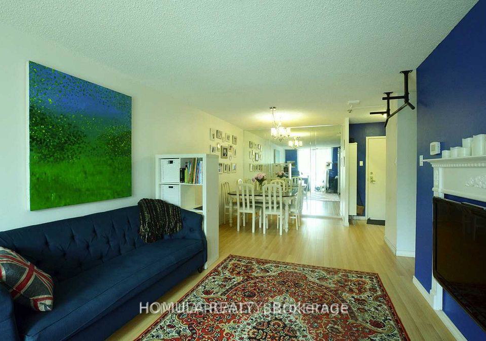 250-jarvis-street-toronto-toronto-ontario-c13516096