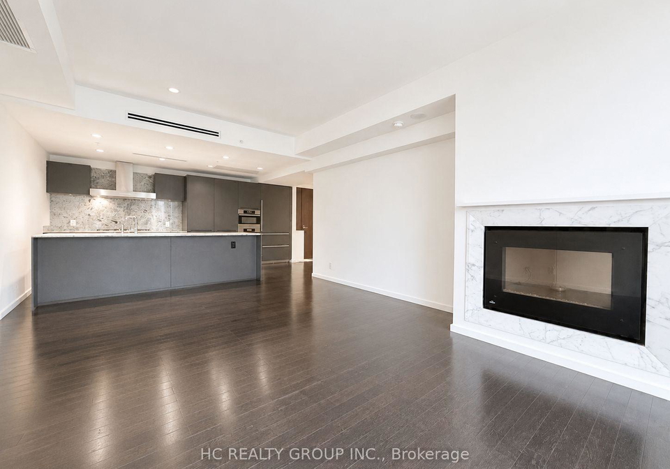 180-university-avenue-toronto-toronto-ontario-c13516402