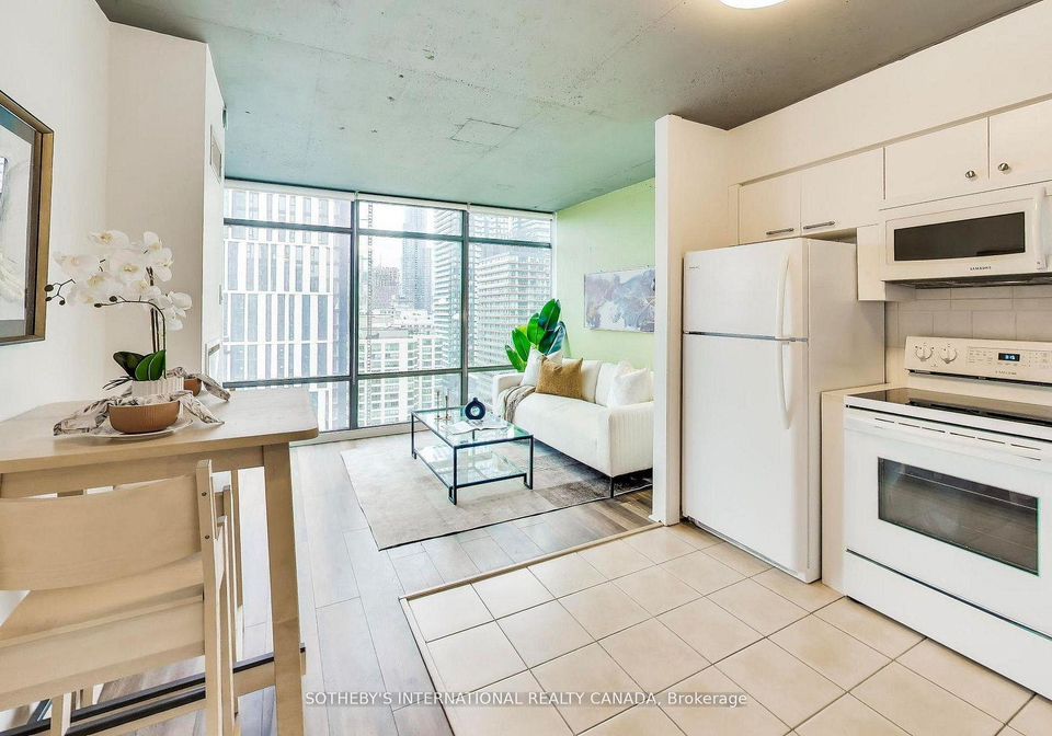 22-wellesley-street-e-toronto-toronto-ontario-c13516580