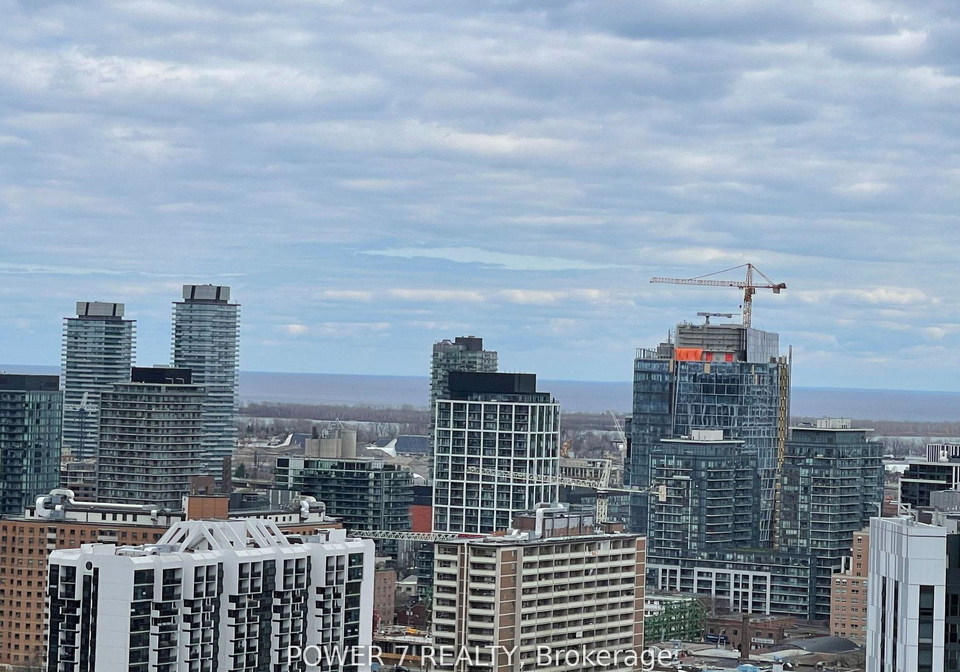 319-jarvis-street-s-toronto-toronto-ontario-c13516814