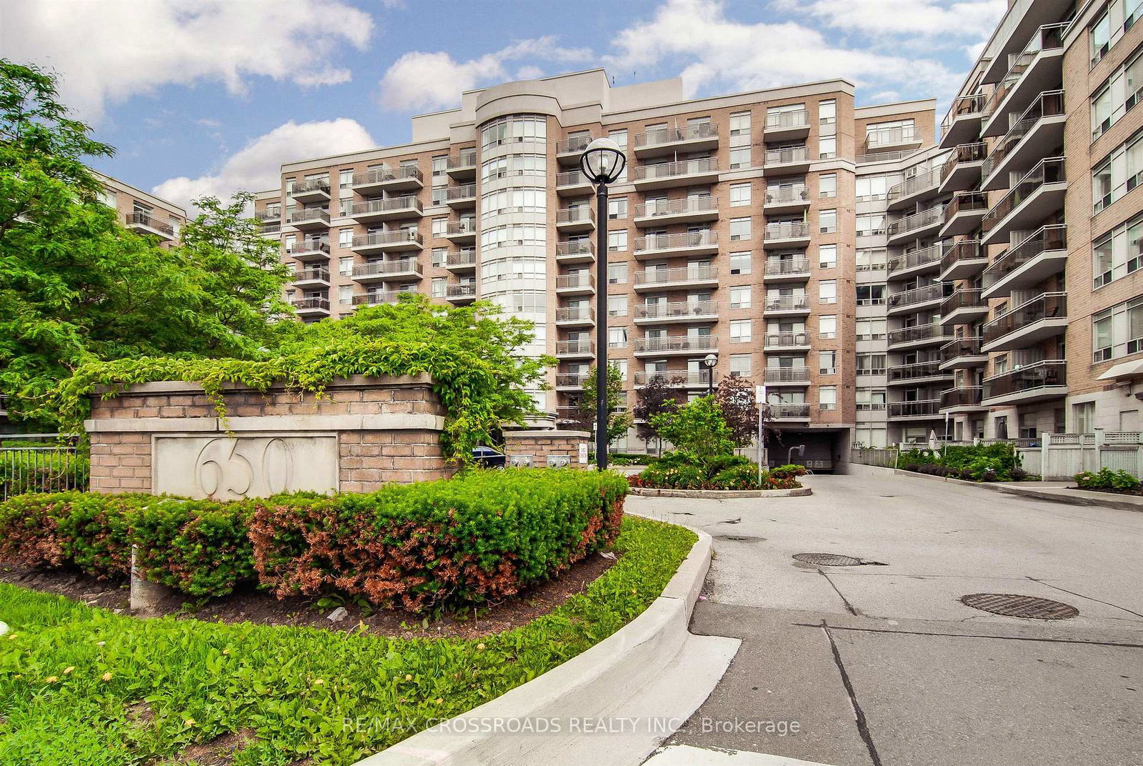 650-lawrence-avenue-w-toronto-toronto-ontario-c13516878