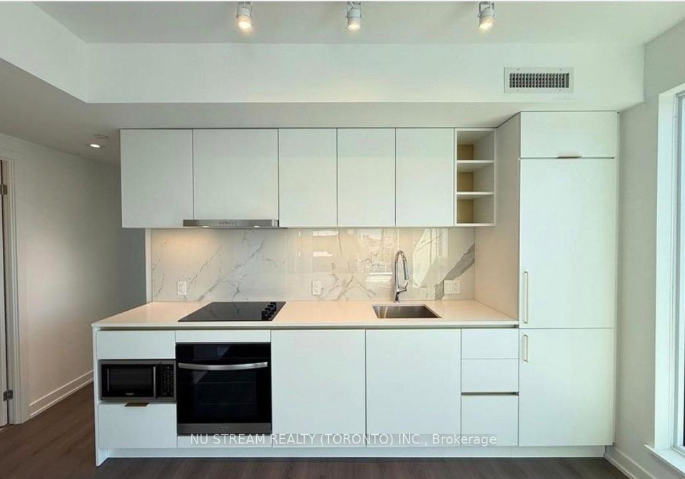 8-wellesley-street-w-toronto-toronto-ontario-c13516914