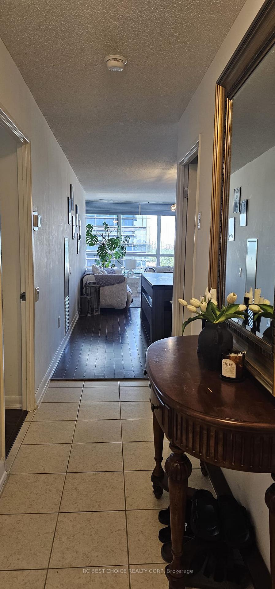 33-sheppard-avenue-e-toronto-north-york-ontario-c13517006