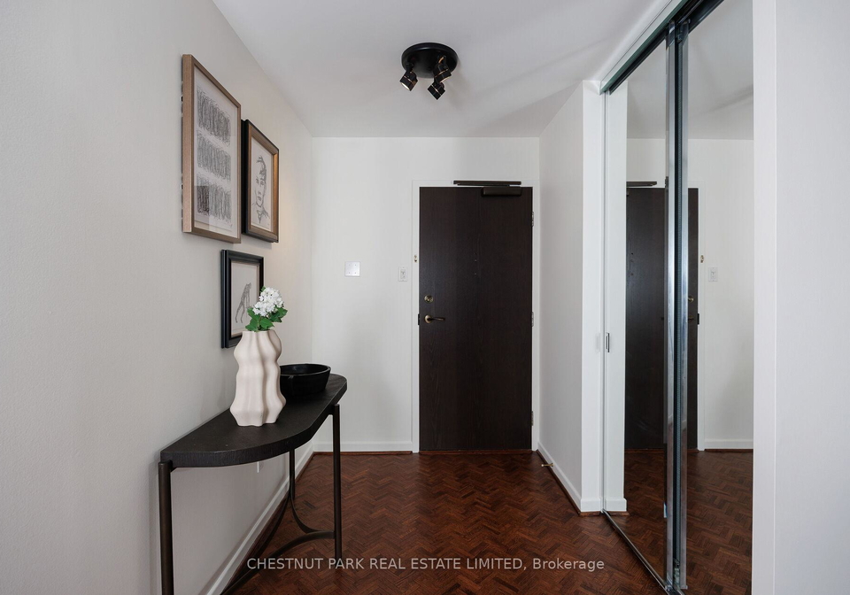 62-wellesley-street-w-toronto-toronto-ontario-c13517724