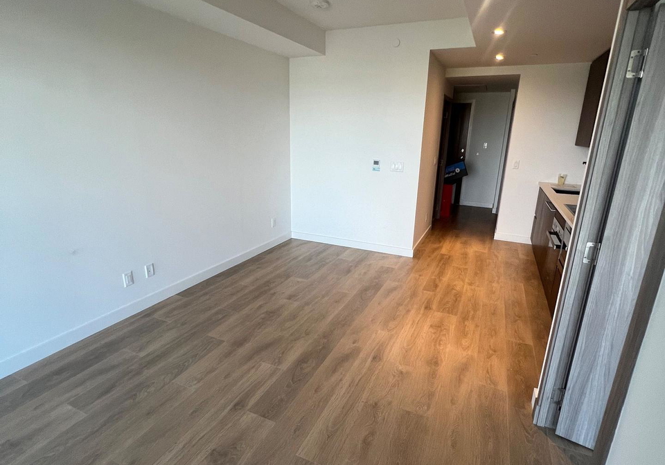 25-mcmahon-drive-e-toronto-north-york-ontario-c13517790