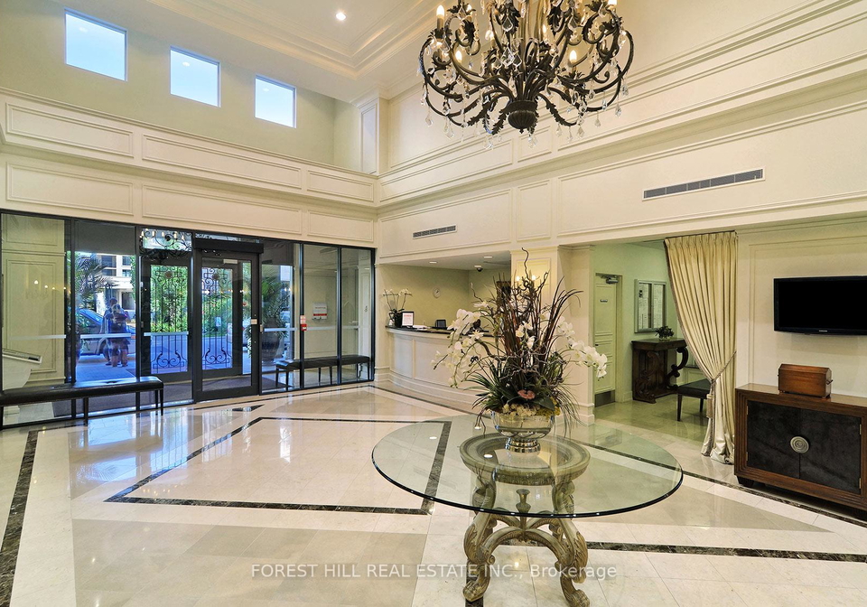 660-sheppard-avenue-e-toronto-north-york-ontario-c13518038