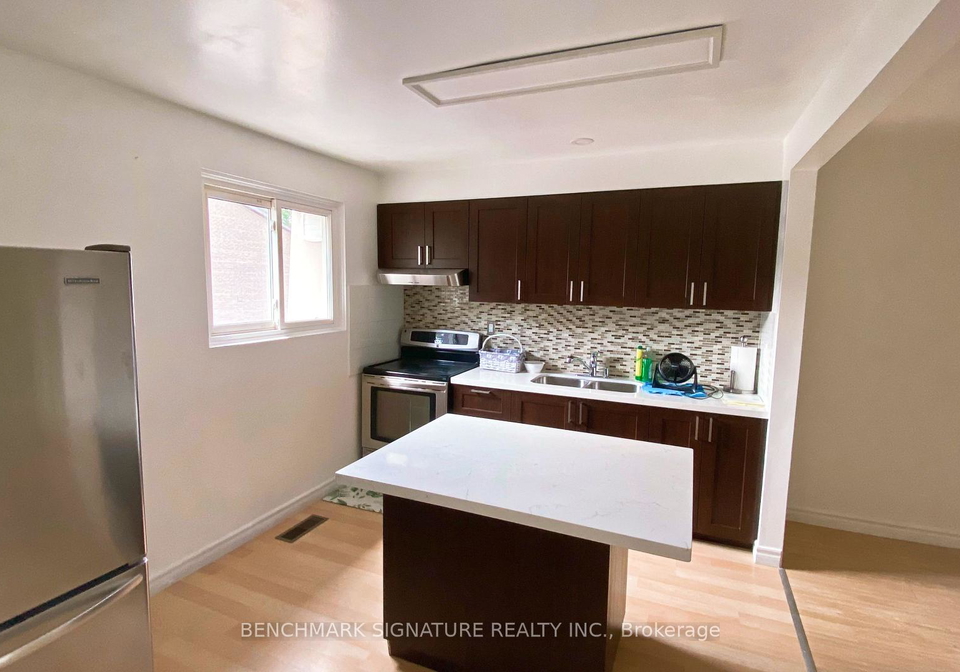 46-rock-moss-way-toronto-north-york-ontario-c13518178