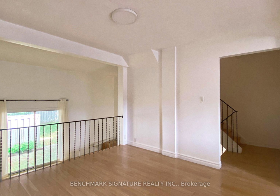 46-rock-moss-way-toronto-north-york-ontario-c13518178