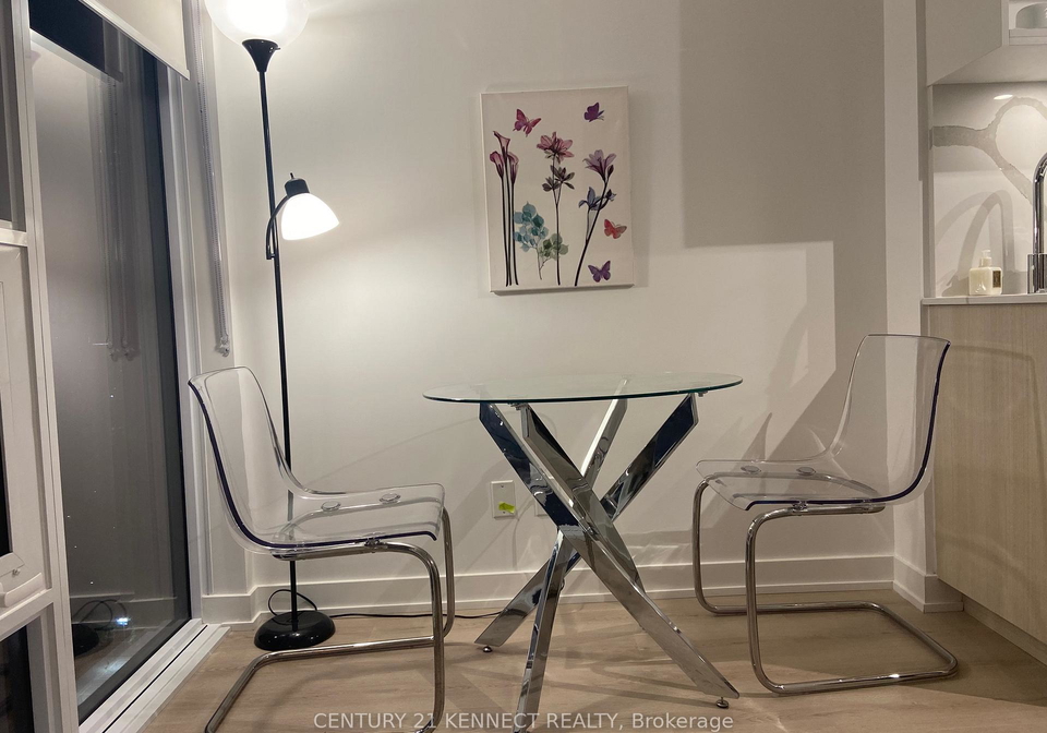 100-queen-street-e-toronto-toronto-ontario-c13518306