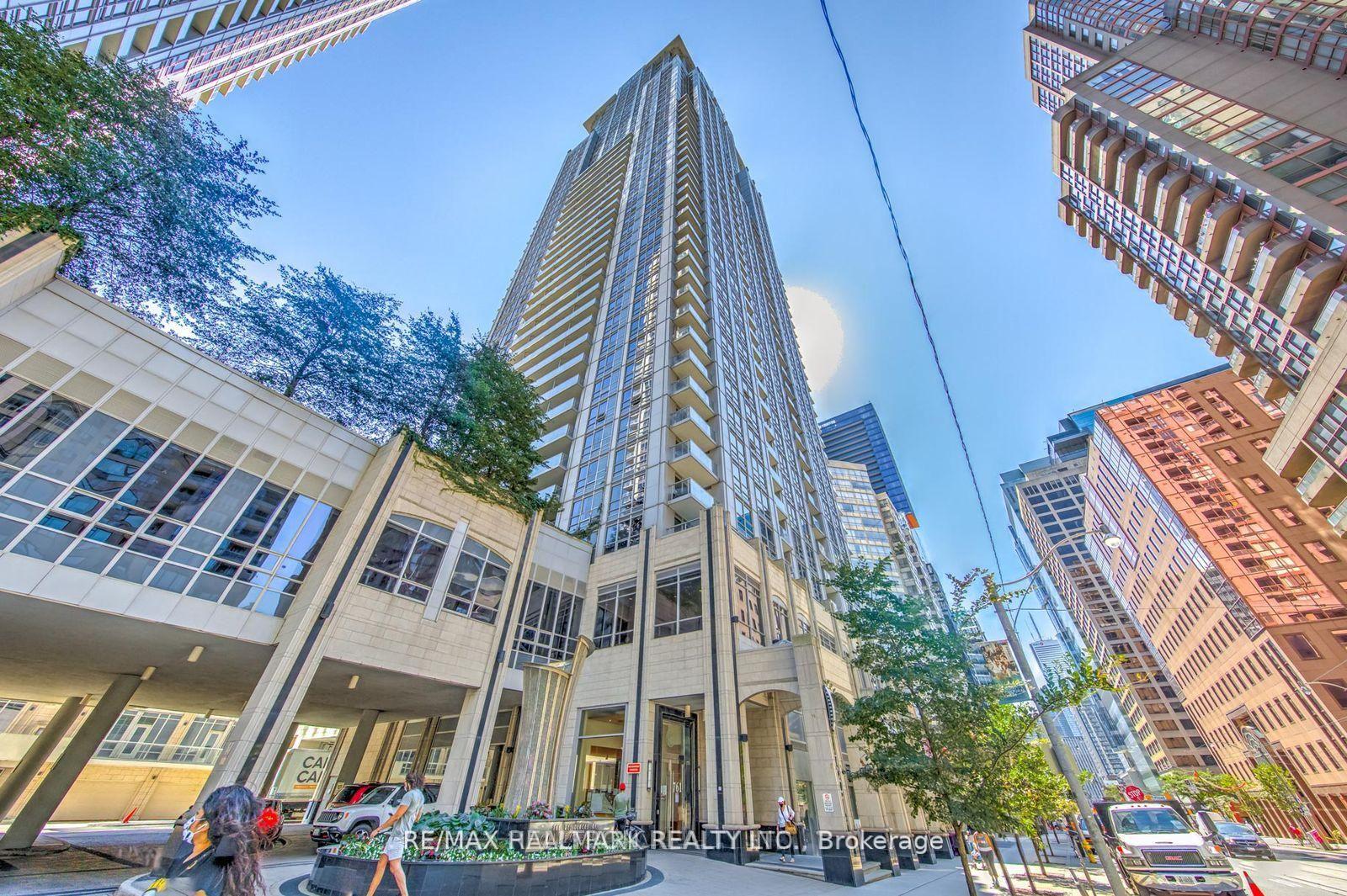 761-bay-street-toronto-toronto-ontario-c13518646