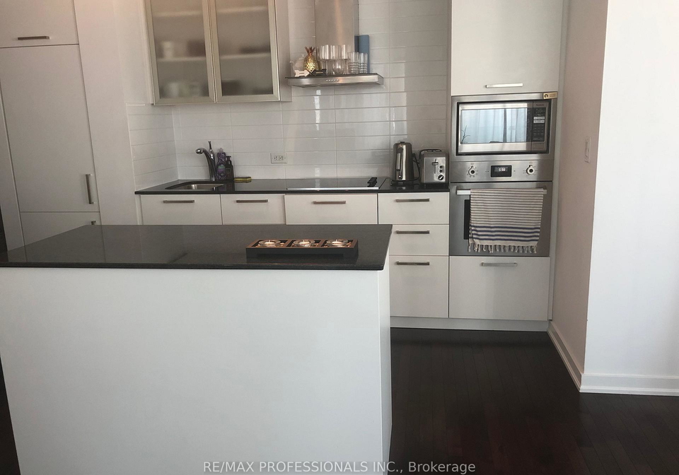 12-york-street-toronto-toronto-ontario-c13520286