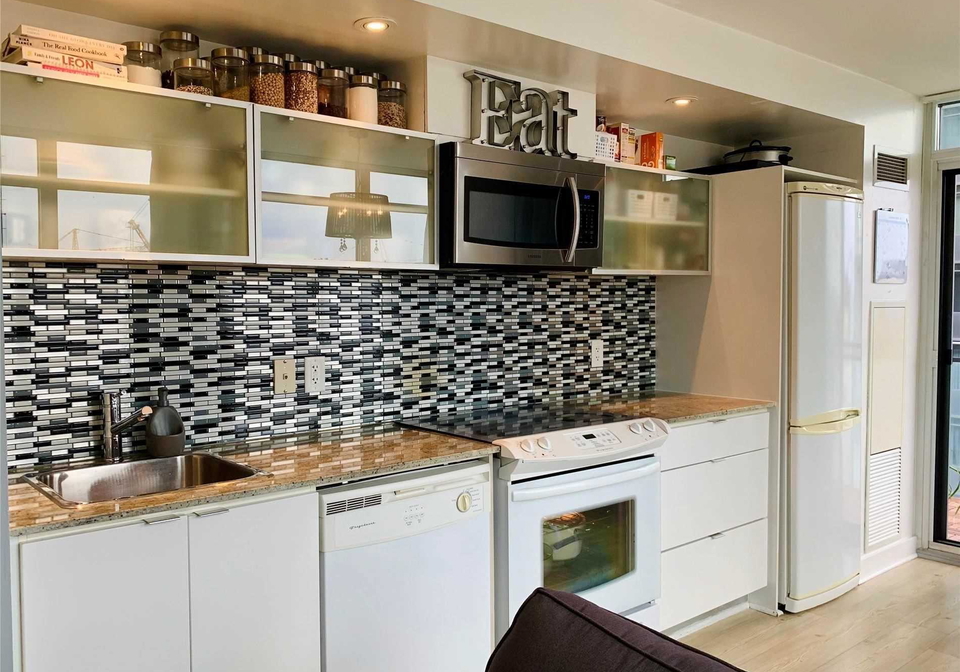 4k-spadina-avenue-toronto-toronto-ontario-c13520444