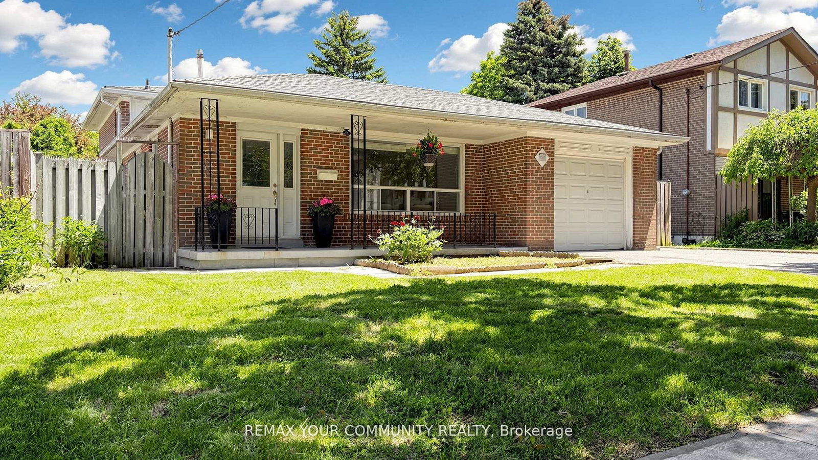 23-lesgay-crescent-toronto-north-york-ontario-c13520478