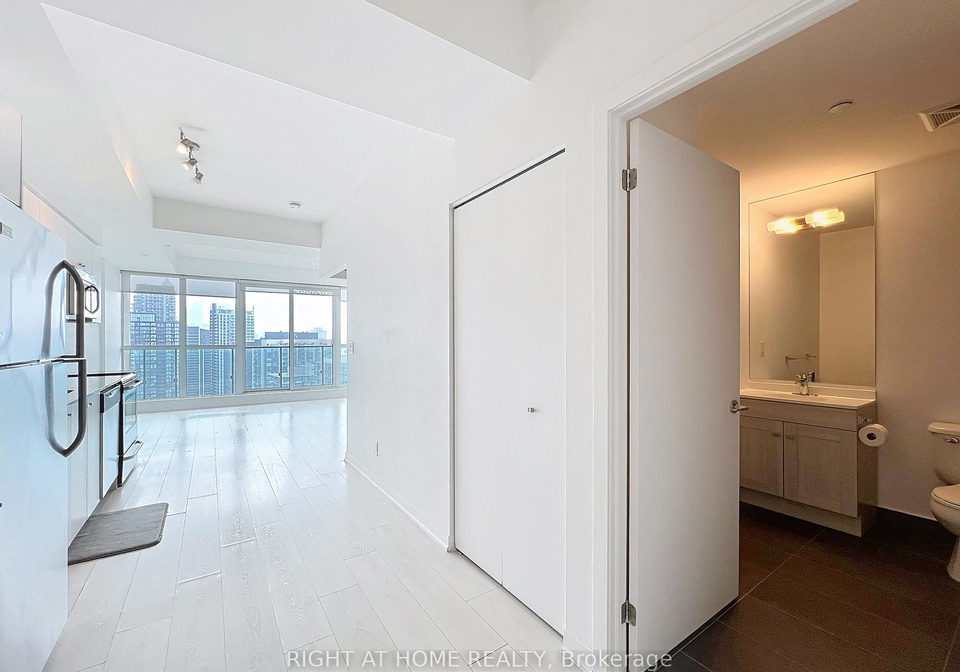 150-east-liberty-street-toronto-toronto-ontario-c13521178