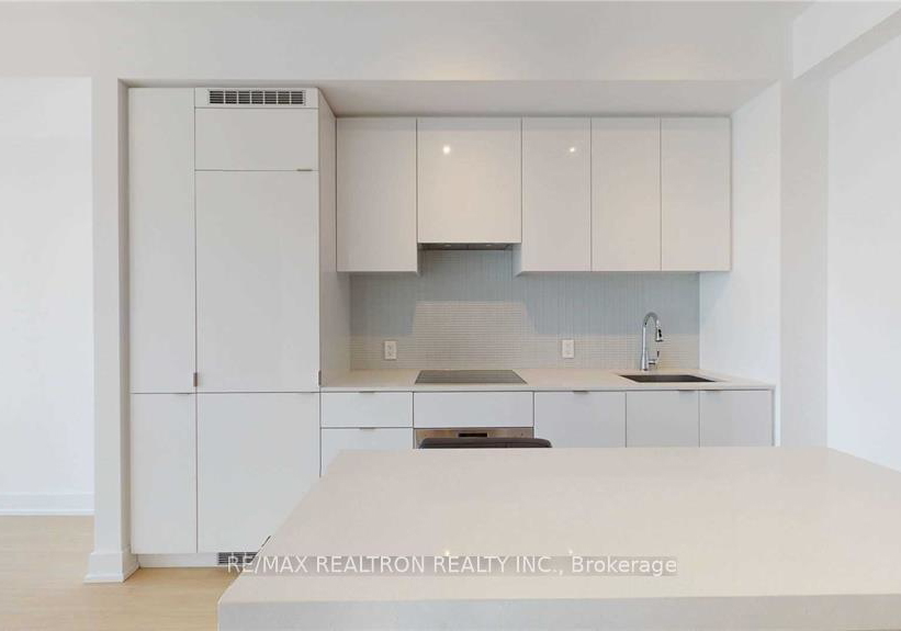 7-grenville-street-toronto-toronto-ontario-c13521432