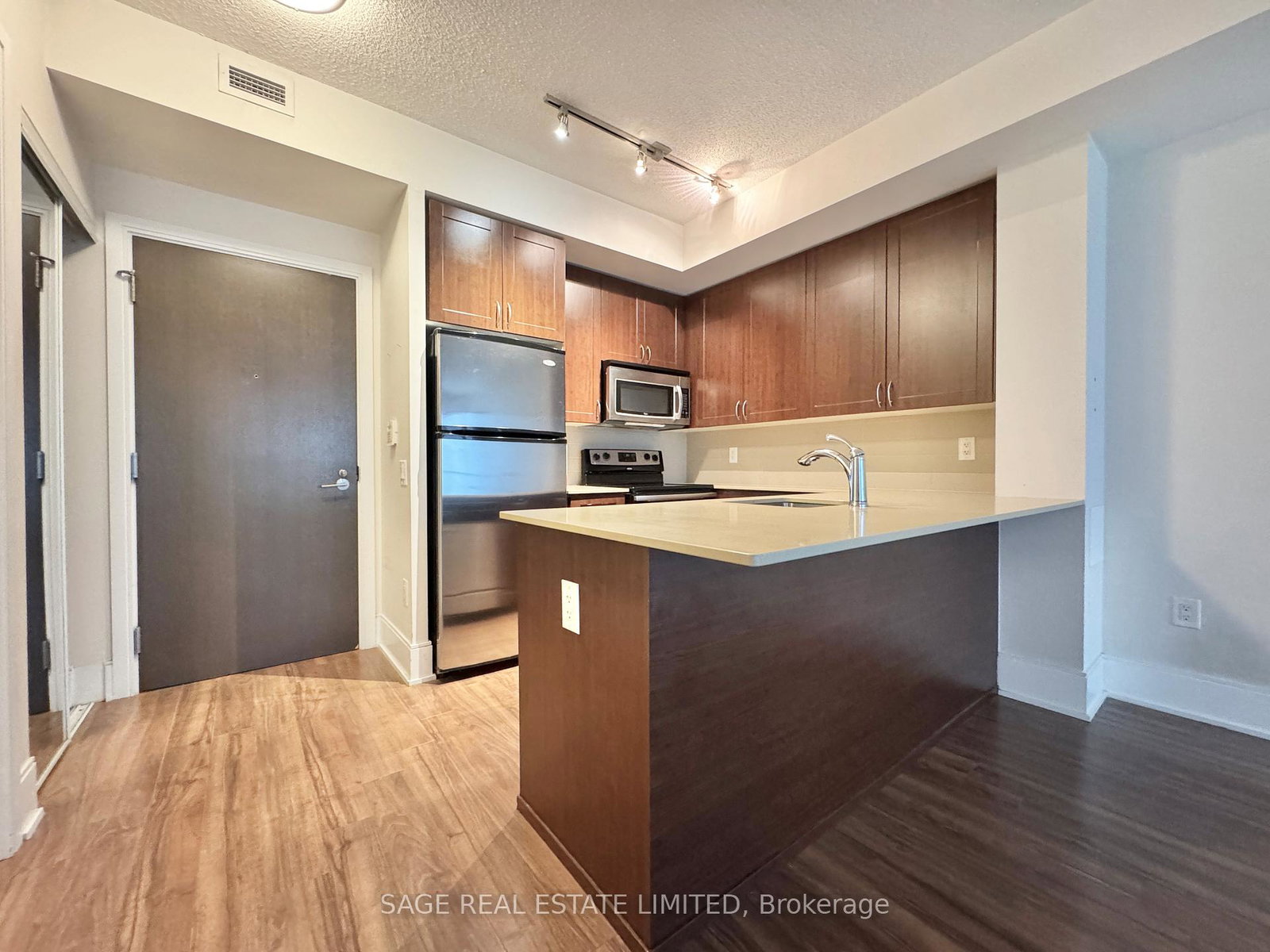 560-front-street-w-toronto-toronto-ontario-c13521858
