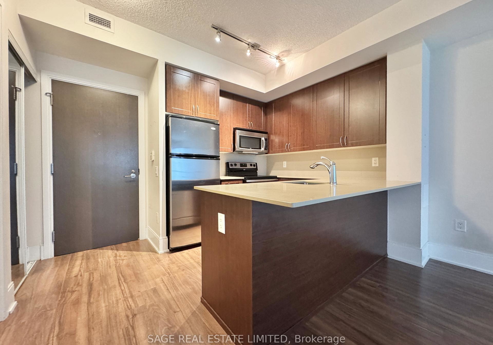 560-front-street-w-toronto-toronto-ontario-c13521858