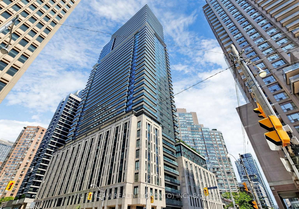 955-bay-street-toronto-toronto-ontario-c13522082