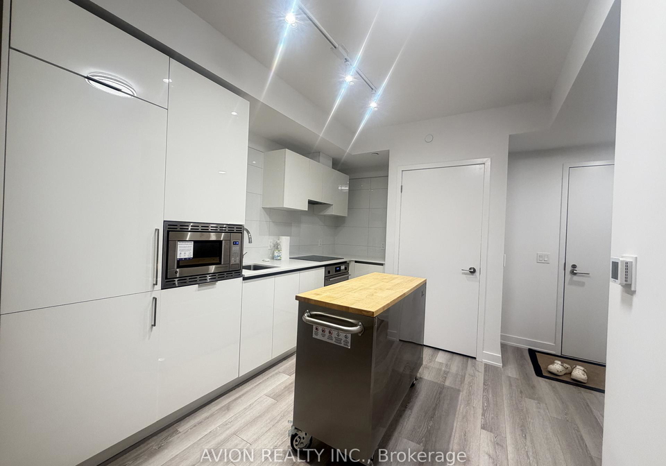 121-st-patrick-street-toronto-toronto-ontario-c13522138