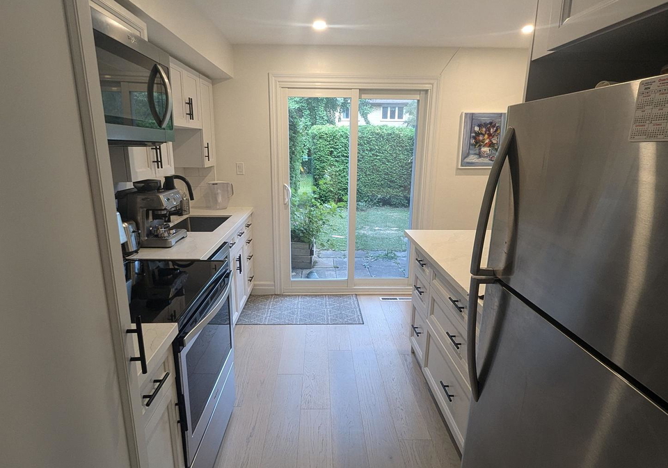 6-broadpath-road-toronto-north-york-ontario-c13522226