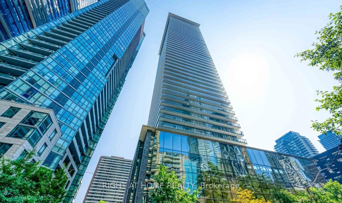 33-charles-street-toronto-toronto-ontario-c13522420